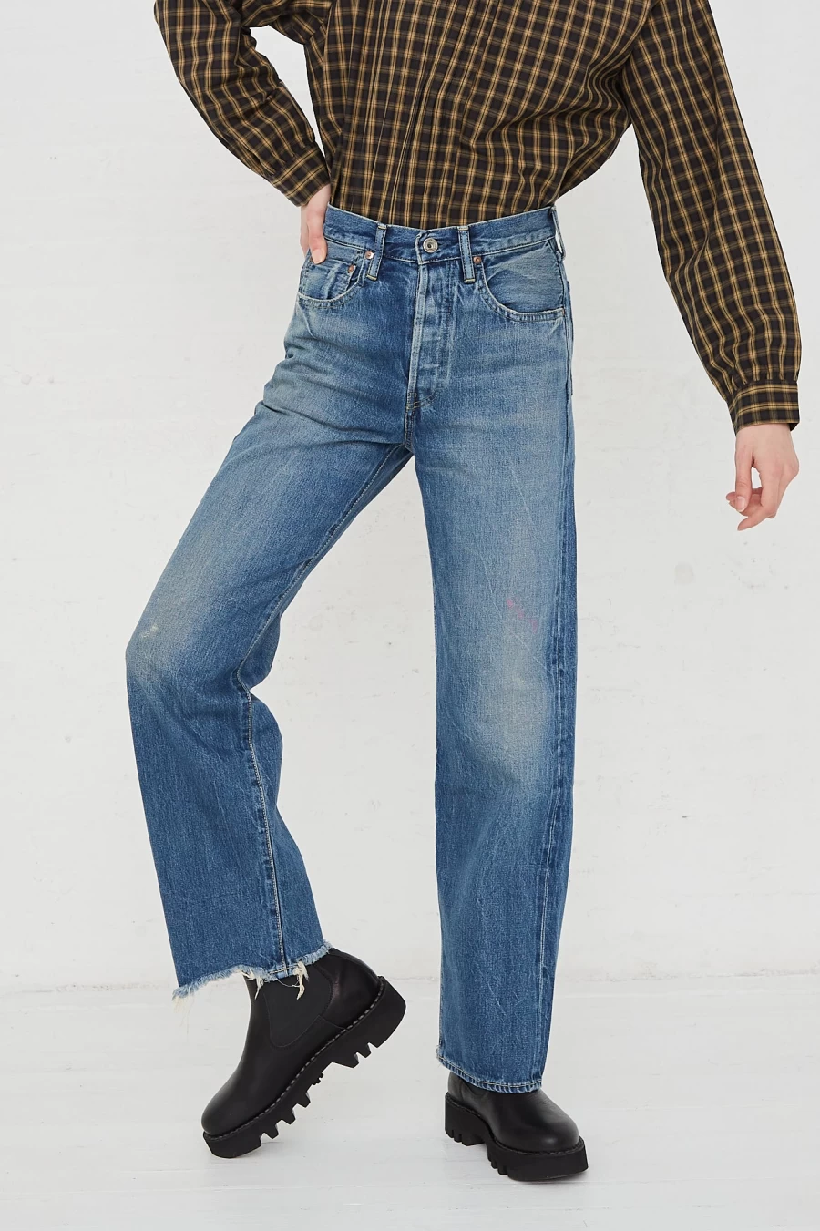 Chimala Medium Rinse Selvedge Denim Straight Leg Jeans - Oroboro Wash