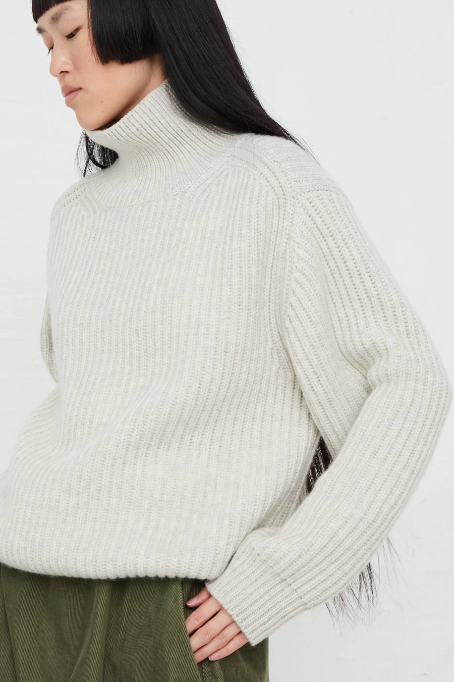 Sofie D'Hoore Wool Cashmere Mom Sweater in Snow | Oroboro Cozy Knit Women's Pullover
