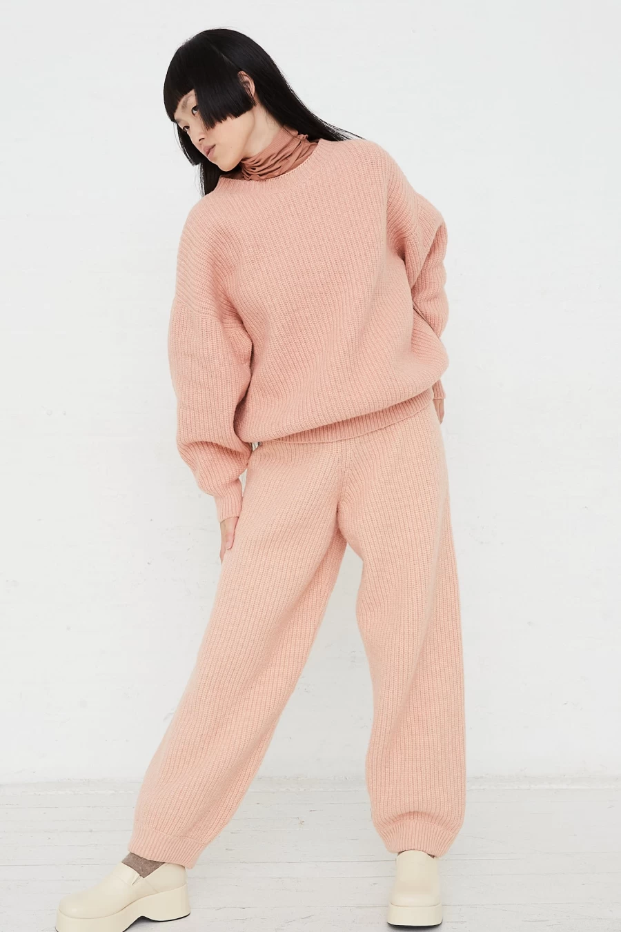 Baserange Mea Knit Pant - Soft Pink High-Quality Women's Loungewear | Sustainable Comfort Pants