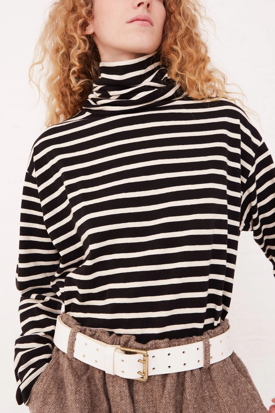 Ichi Antiquit Black Cotton Turtleneck Pullover - Vintage Style Natural Neckline | Oroboro Store