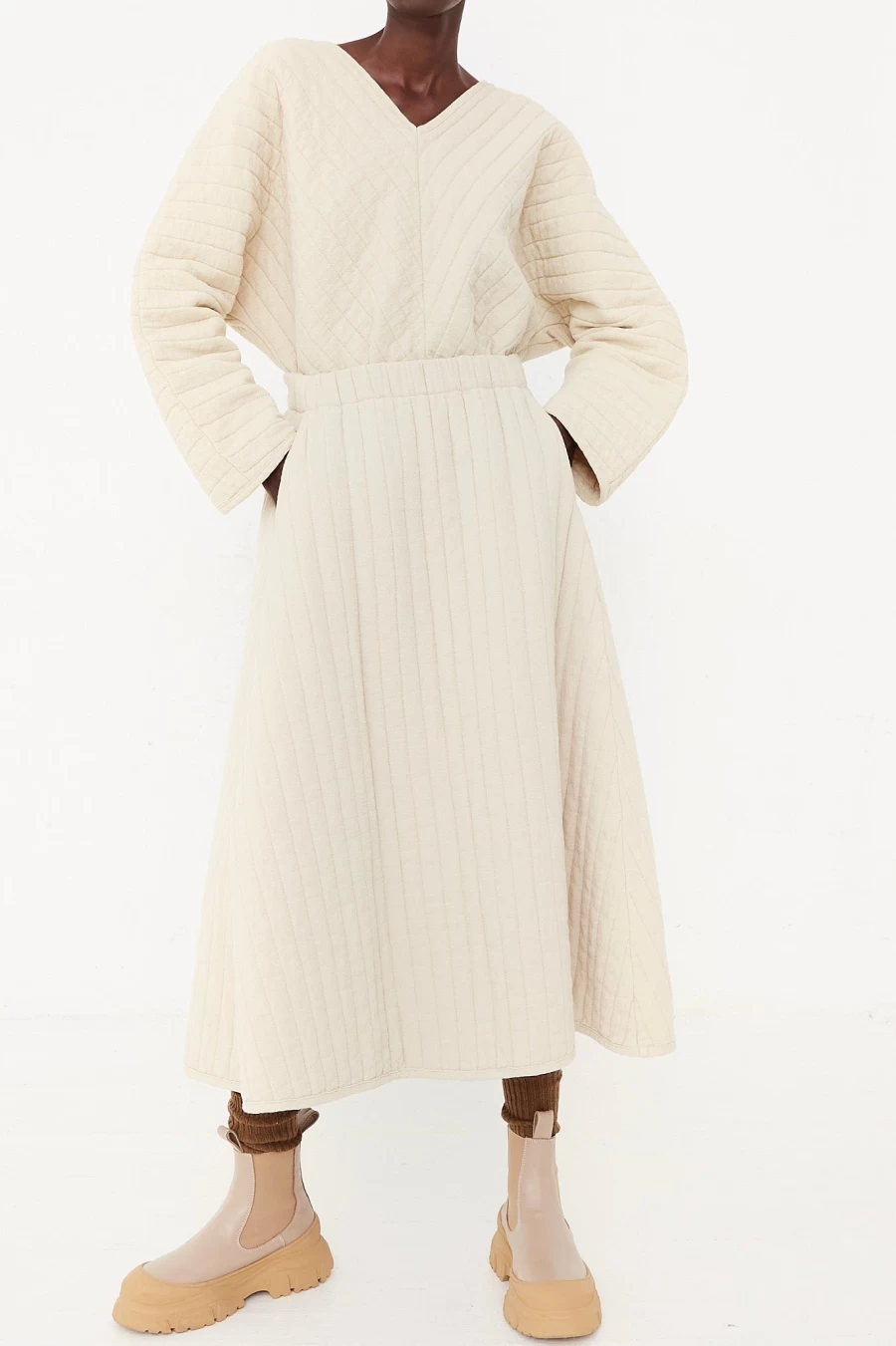Black Crane Ivory Quilted Skirt - Elegant High-Waisted Boho Style | Oroboro Store
