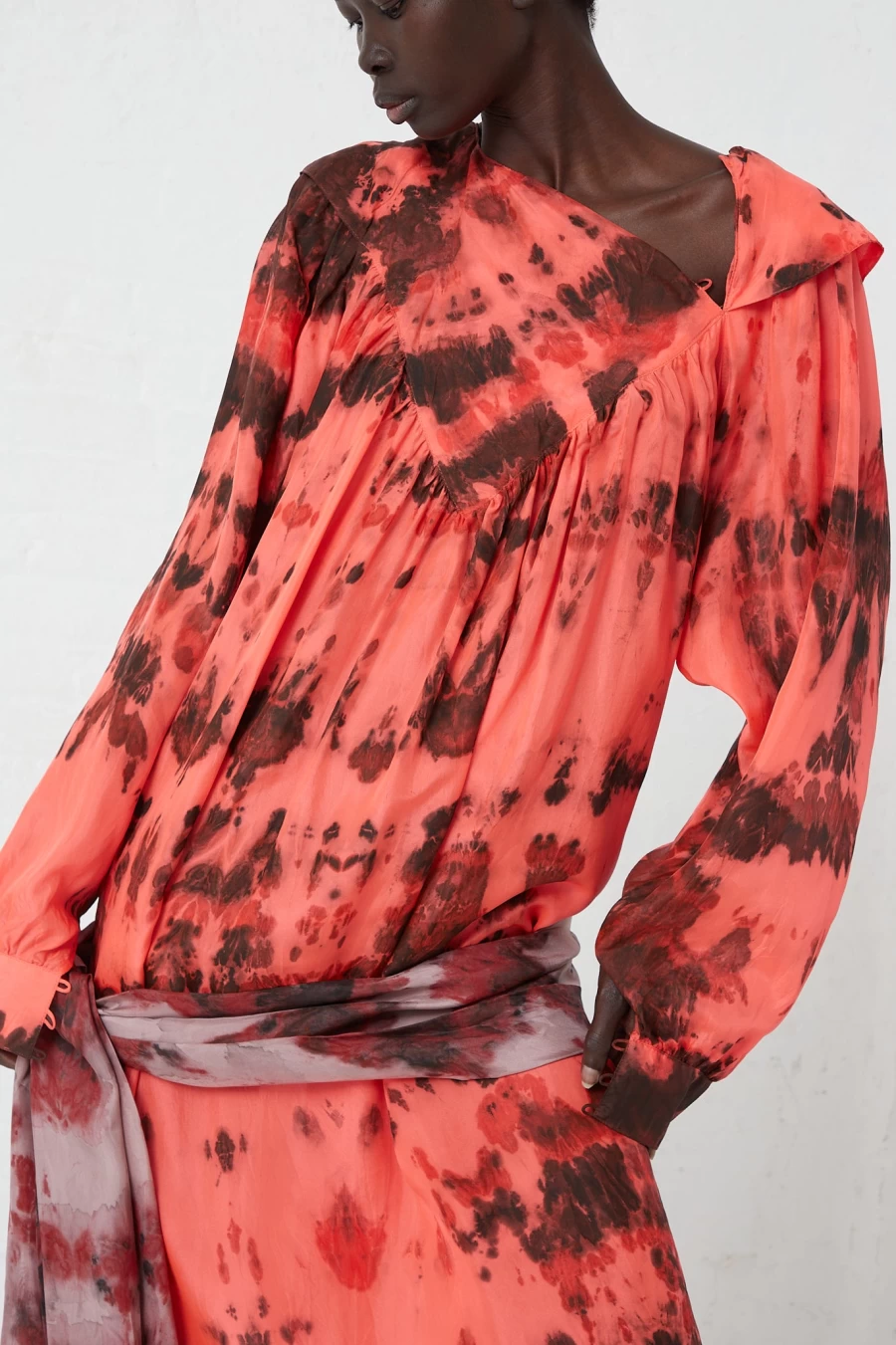 SC103 Silk Habotai Crown Glow Dress by Oroboro - Elegant Luminous Gown