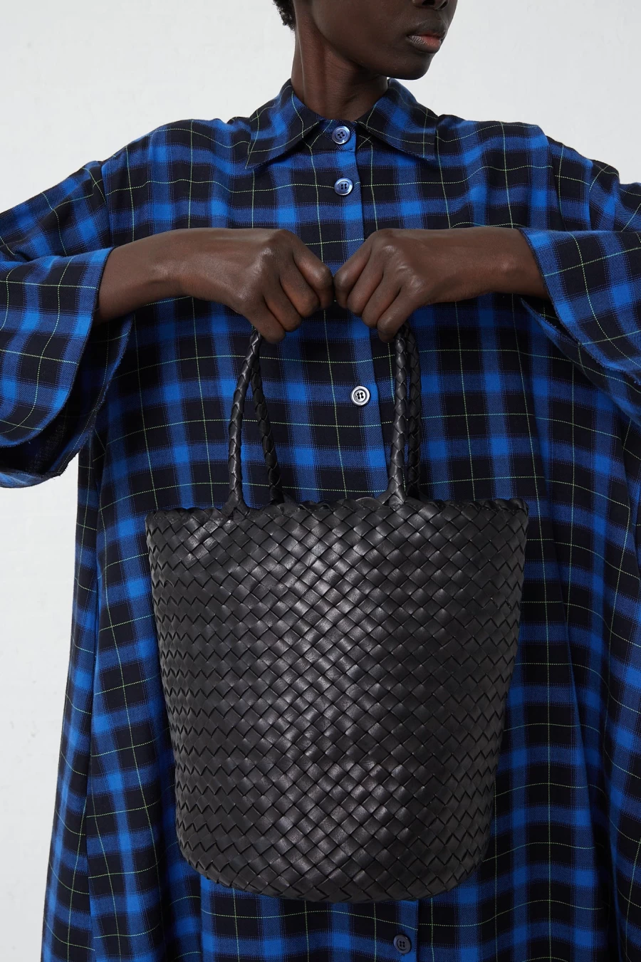 Dragon Diffusion Jacky Black Bucket Bag | Oroboro Leather Handbag | Premium Woven Design