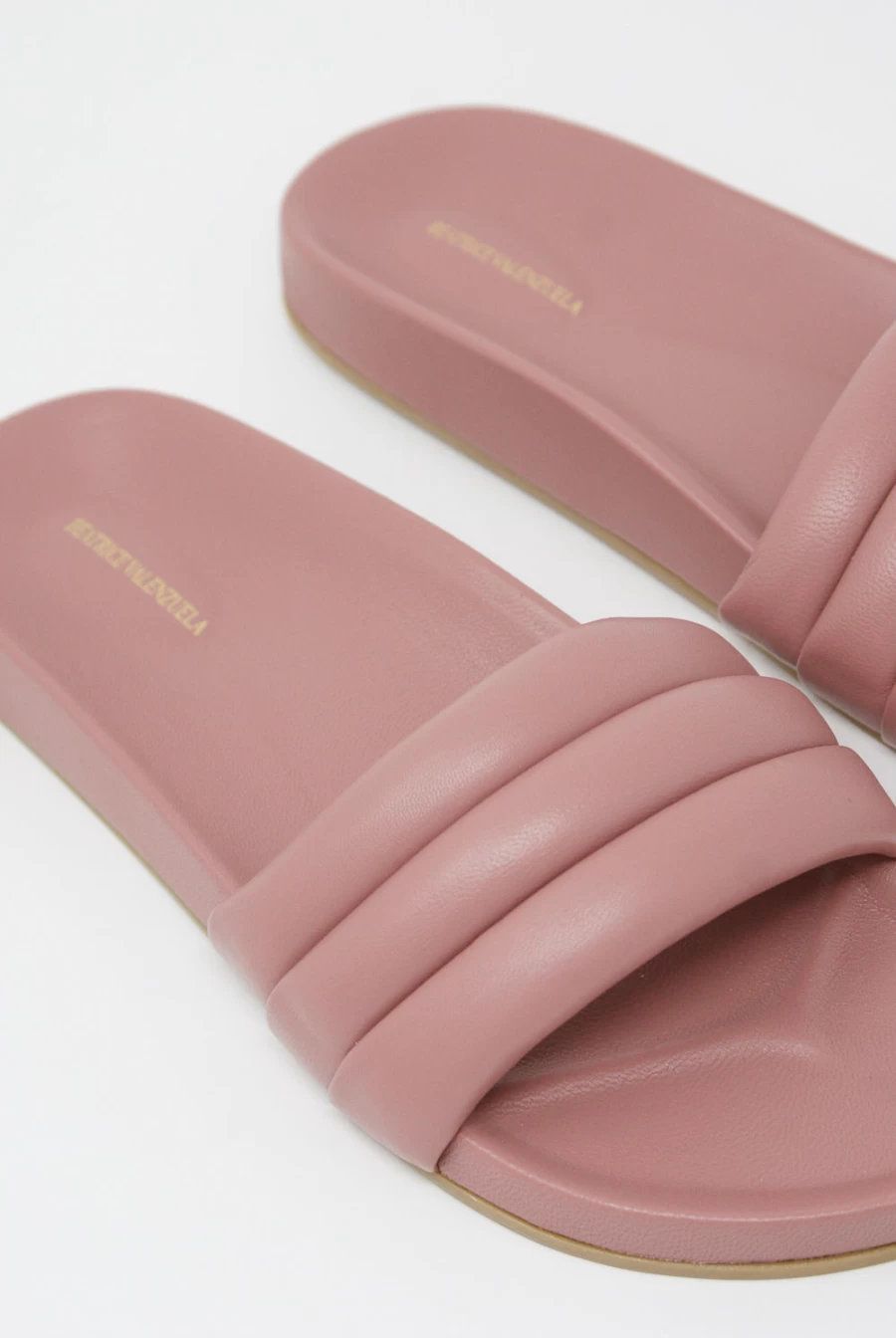 Beatrice Valenzuela Monocolor Sandalia In Lover Sandals | Oroboro Store New York
